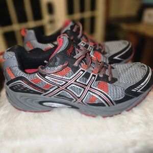Asics Womens Sneakers - Black, Gray, and Red Sz9